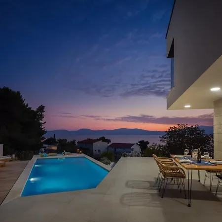 Seaside Luxury With A Swimming Pool Zaostrog, Makarska - 19037 Villa *