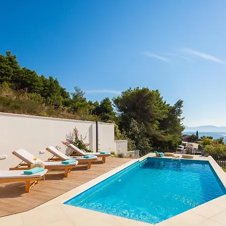 Seaside Luxury With A Swimming Pool Zaostrog, Makarska - 19037