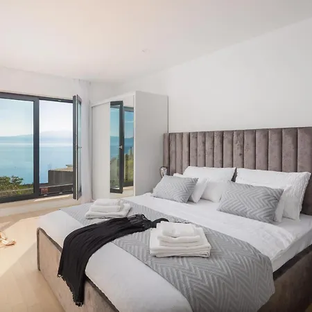 Seaside Luxury With A Swimming Pool Zaostrog, Makarska - 19037 Villa