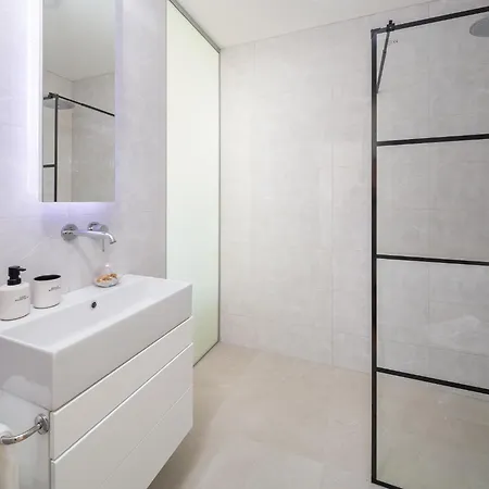 Seaside Luxury With A Swimming Pool Zaostrog, Makarska - 19037 Villa *