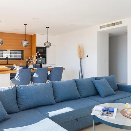 Villa Seaside Luxury With A Swimming Pool Zaostrog, Makarska - 19037 *